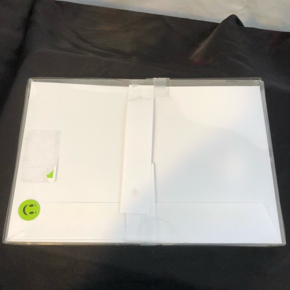 Inviting company Elegant Iris 20 9 x6 cards - Picture 3 of 3